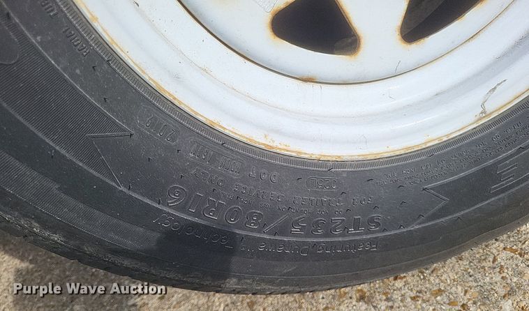 image for item MI9879 2013 Cronkhite 2616EHWA  equipment trailer