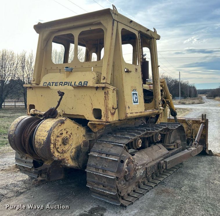 image for item NB9301 1973 Caterpillar D5  dozer