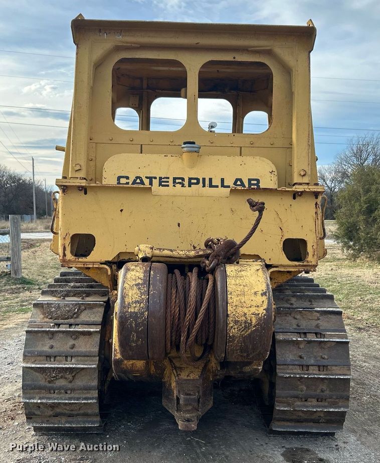 image for item NB9301 1973 Caterpillar D5  dozer
