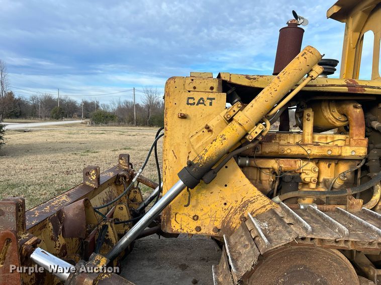 image for item NB9301 1973 Caterpillar D5  dozer