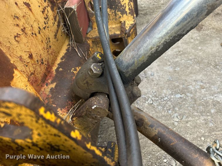 image for item NB9301 1973 Caterpillar D5  dozer