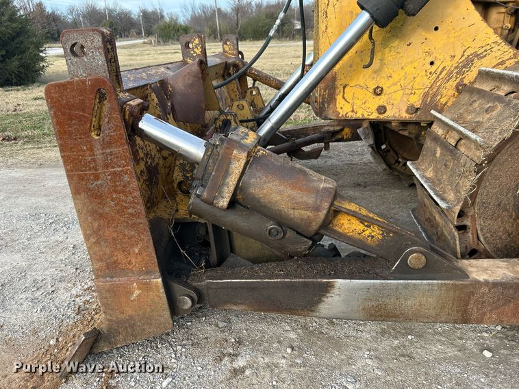image for item NB9301 1973 Caterpillar D5  dozer