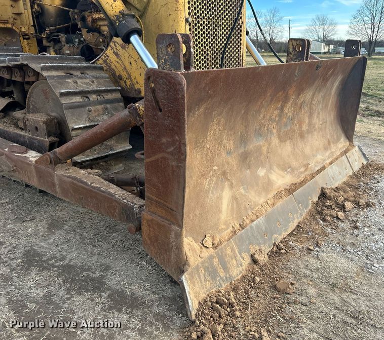 image for item NB9301 1973 Caterpillar D5  dozer