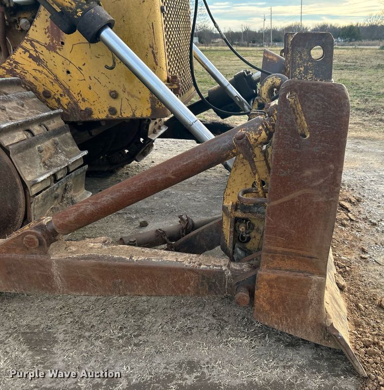 image for item NB9301 1973 Caterpillar D5  dozer