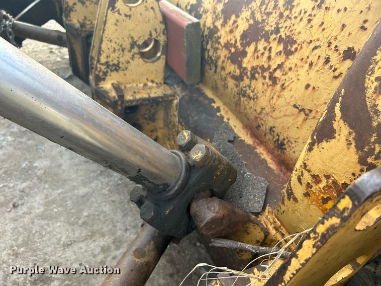 image for item NB9301 1973 Caterpillar D5  dozer