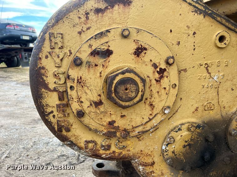 image for item NB9301 1973 Caterpillar D5  dozer