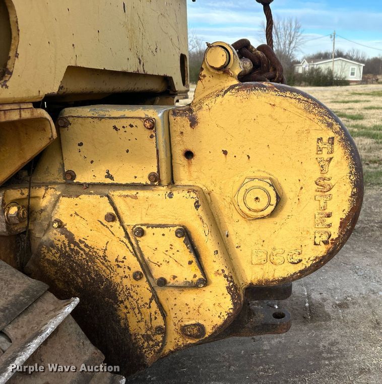 image for item NB9301 1973 Caterpillar D5  dozer