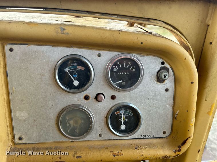 image for item NB9301 1973 Caterpillar D5  dozer