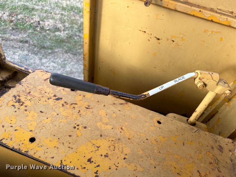 image for item NB9301 1973 Caterpillar D5  dozer