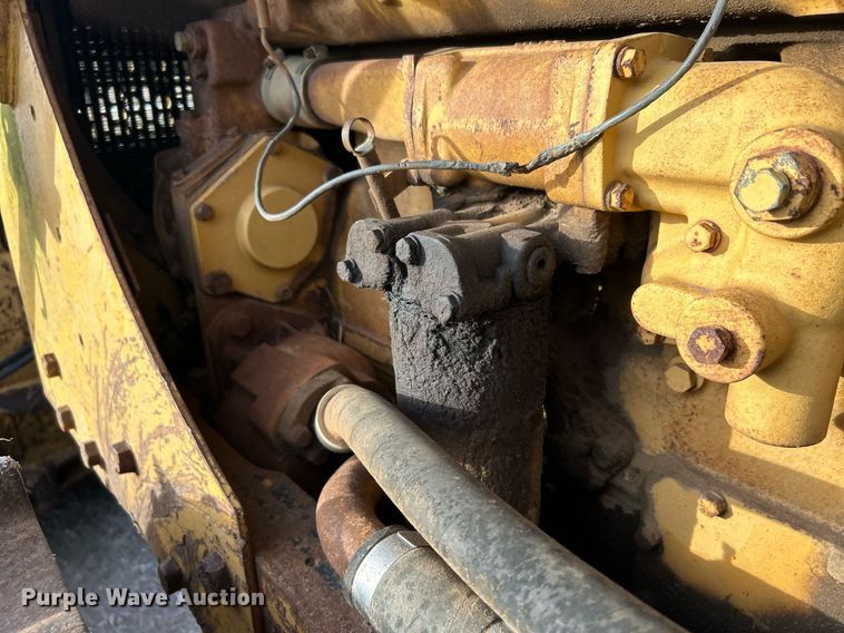 image for item NB9301 1973 Caterpillar D5  dozer