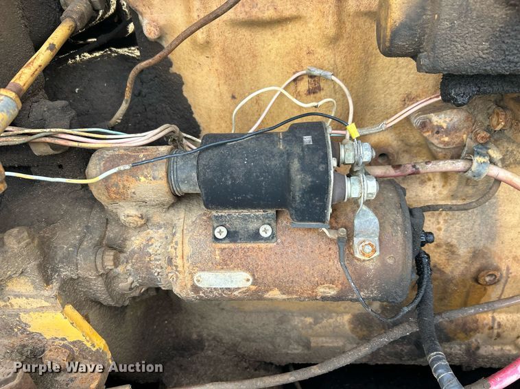 image for item NB9301 1973 Caterpillar D5  dozer