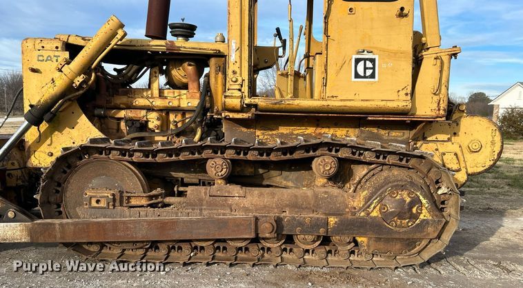 image for item NB9301 1973 Caterpillar D5  dozer