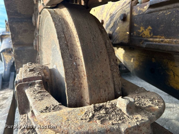 image for item NB9301 1973 Caterpillar D5  dozer