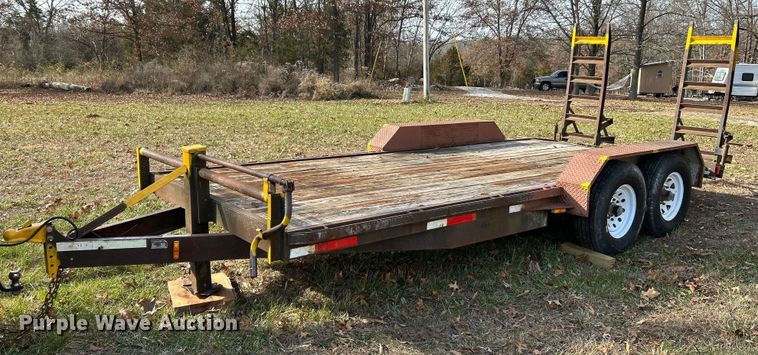 image for item NE9653 2002 M & M  equipment trailer