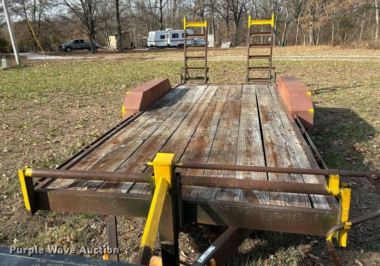 image for item NE9653 2002 M & M  equipment trailer