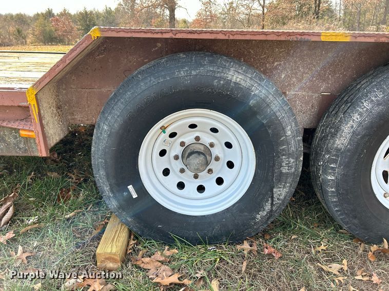 image for item NE9653 2002 M & M  equipment trailer