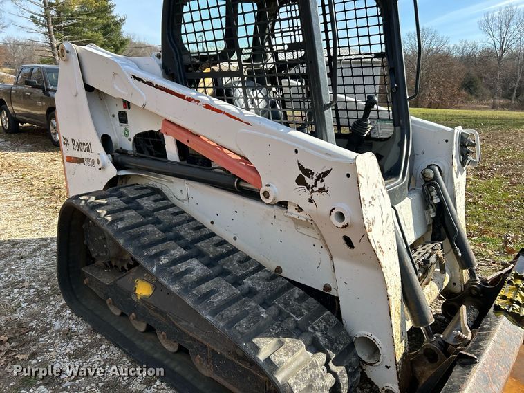 image for item NE9654 2016 Bobcat T630  tracked skid steer loader