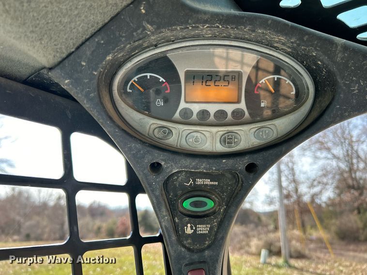 image for item NE9654 2016 Bobcat T630  tracked skid steer loader