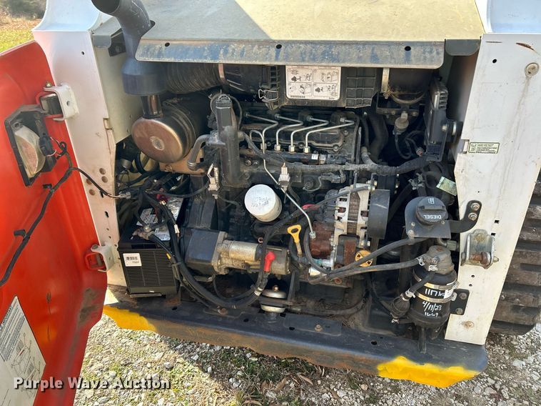 image for item NE9654 2016 Bobcat T630  tracked skid steer loader