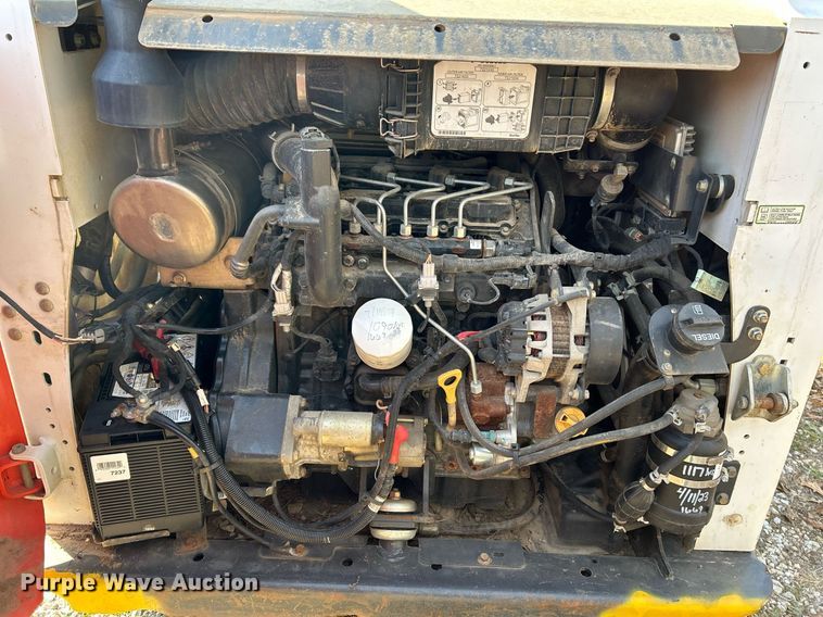 image for item NE9654 2016 Bobcat T630  tracked skid steer loader