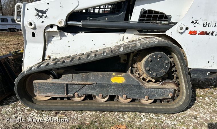image for item NE9654 2016 Bobcat T630  tracked skid steer loader