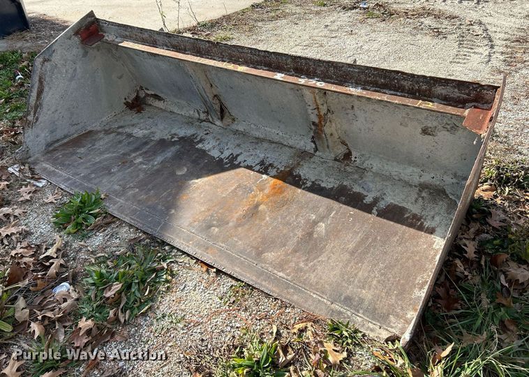 image for item NE9654 2016 Bobcat T630  tracked skid steer loader