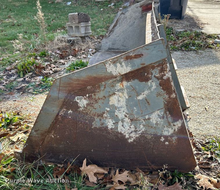 image for item NE9654 2016 Bobcat T630  tracked skid steer loader