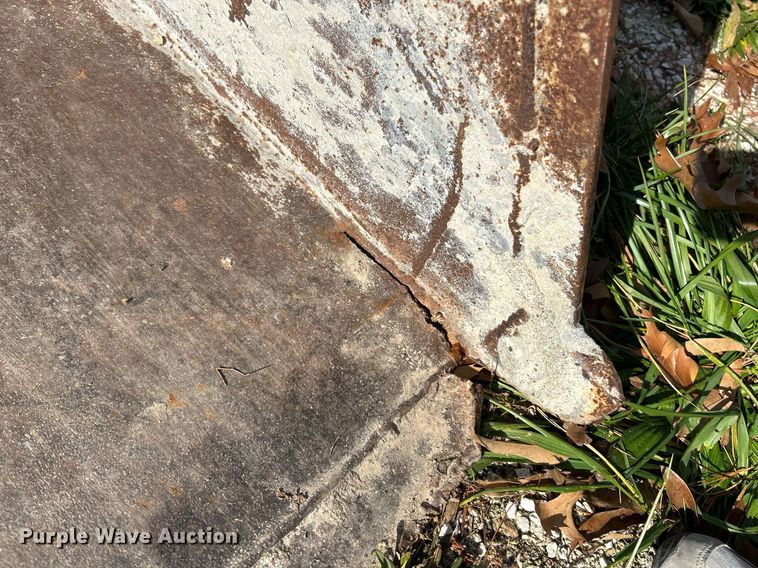 image for item NE9654 2016 Bobcat T630  tracked skid steer loader