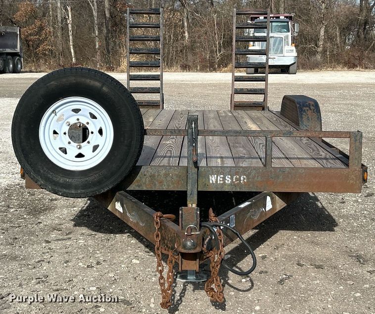 image for item NE9656 2001 Trailerman CST7182S14  equipment trailer