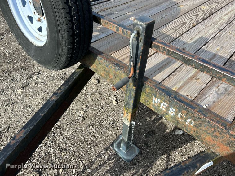 image for item NE9656 2001 Trailerman CST7182S14  equipment trailer