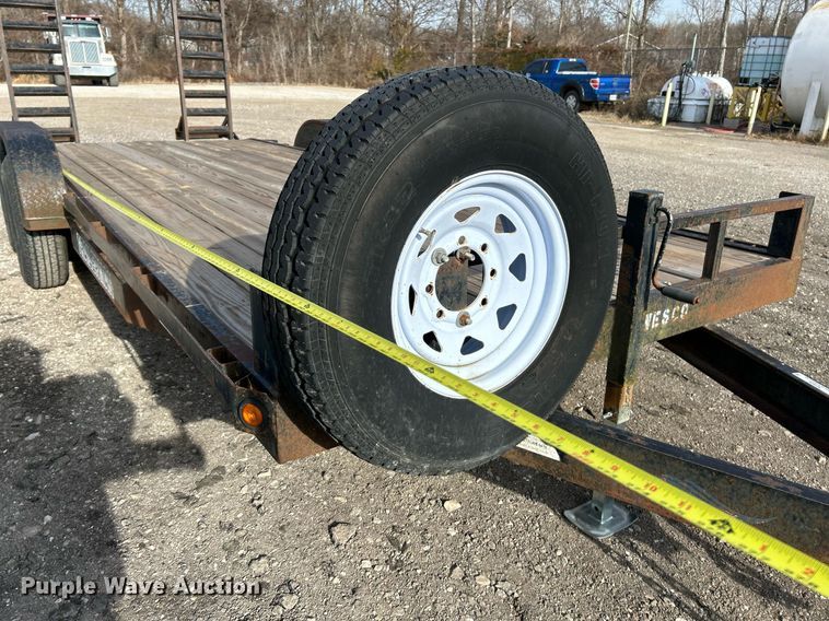 image for item NE9656 2001 Trailerman CST7182S14  equipment trailer