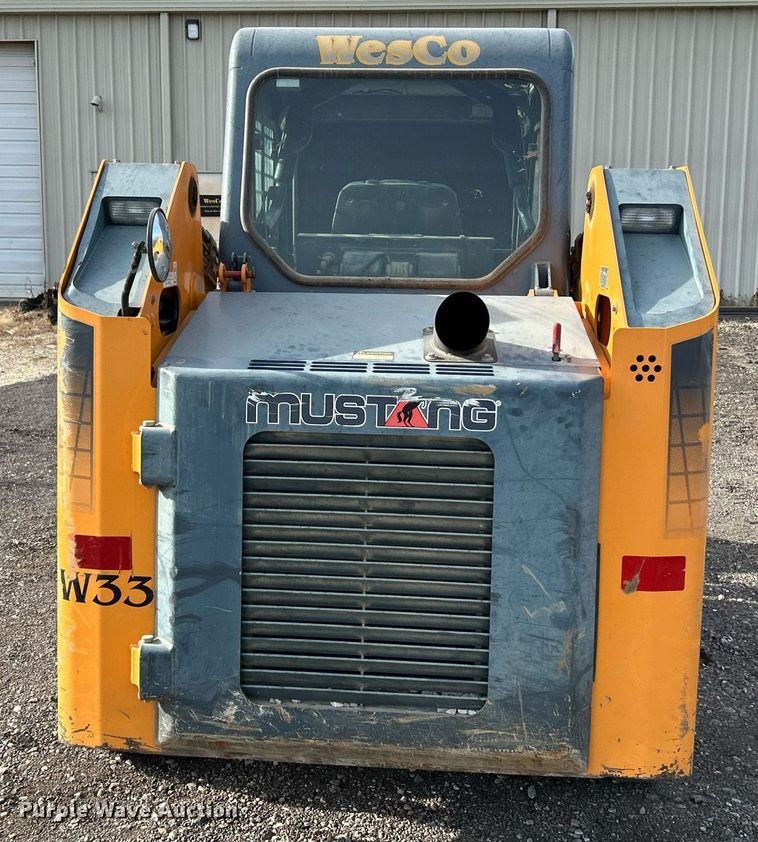 image for item NE9657 2007 Mustang MTL16  tracked skid steer loader