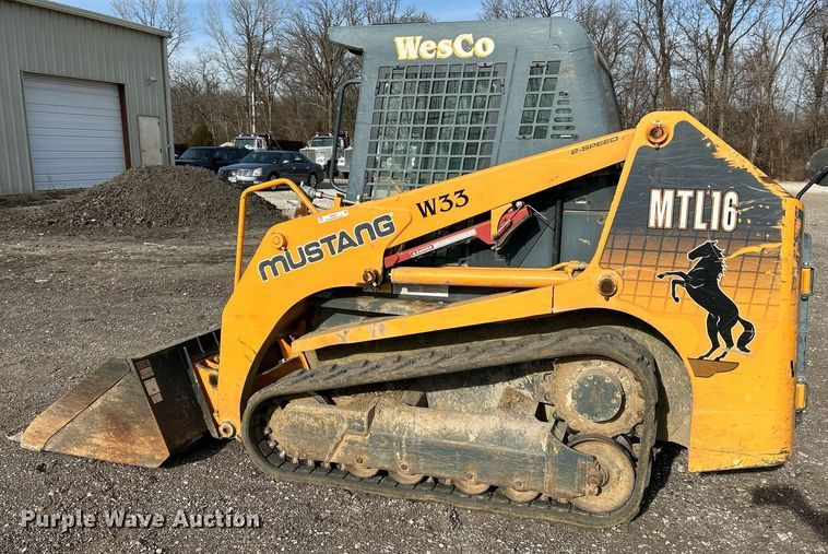 image for item NE9657 2007 Mustang MTL16  tracked skid steer loader