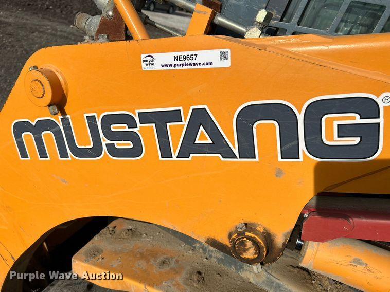 image for item NE9657 2007 Mustang MTL16  tracked skid steer loader