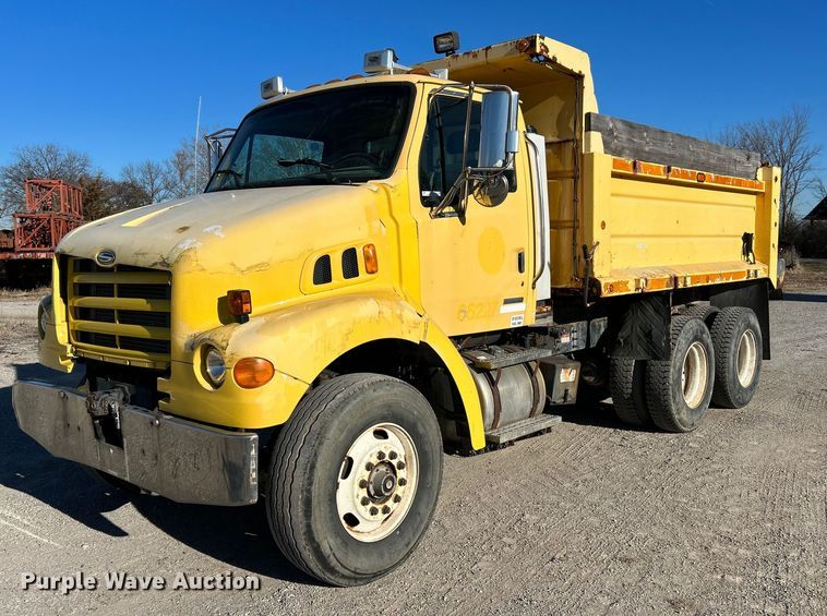 image for item NE9658 2002 Sterling L7500  dump truck