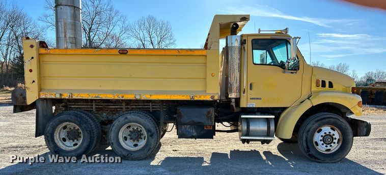 image for item NE9658 2002 Sterling L7500  dump truck