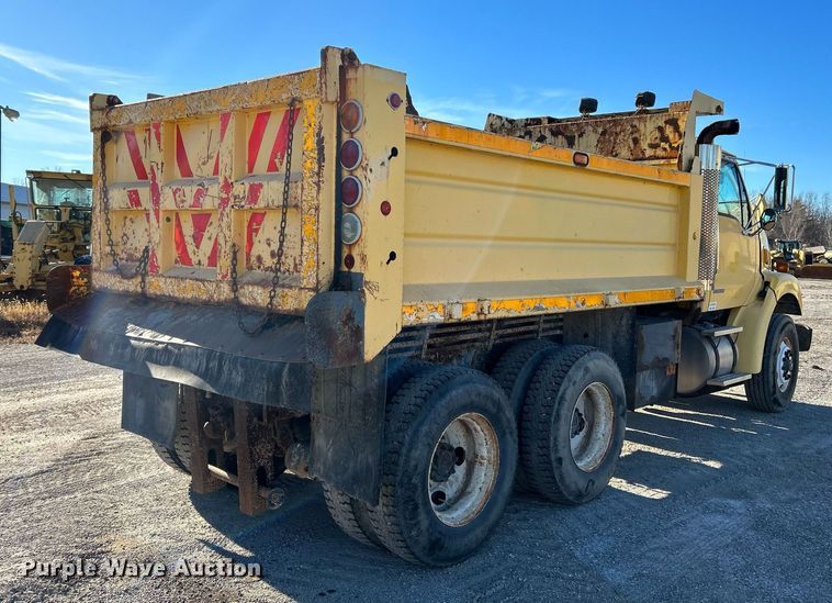 image for item NE9658 2002 Sterling L7500  dump truck