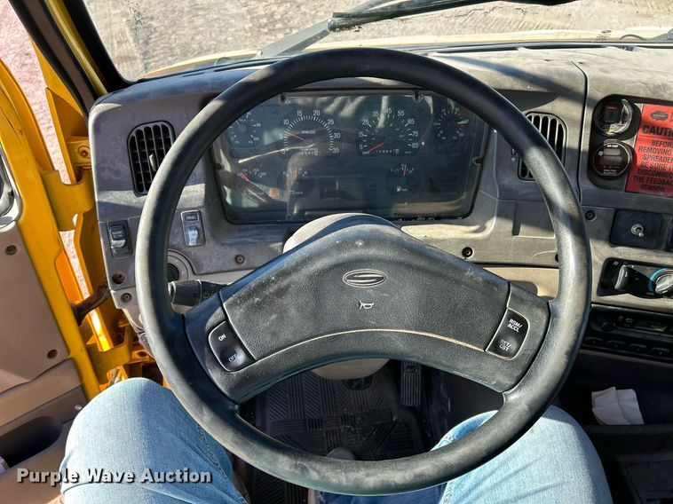 image for item NE9658 2002 Sterling L7500  dump truck