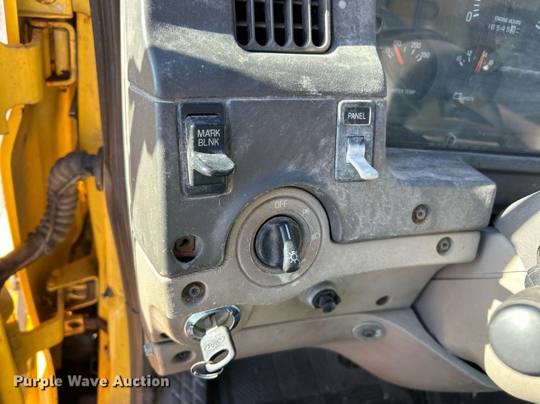 image for item NE9658 2002 Sterling L7500  dump truck