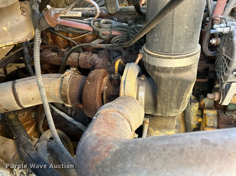 image for item NE9658 2002 Sterling L7500  dump truck