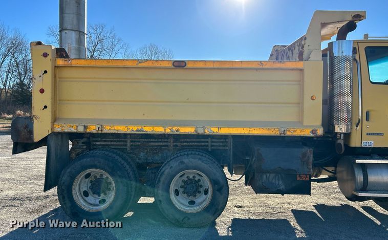 image for item NE9658 2002 Sterling L7500  dump truck