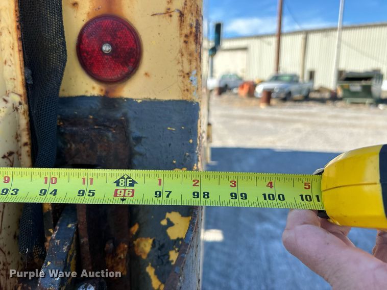 image for item NE9658 2002 Sterling L7500  dump truck