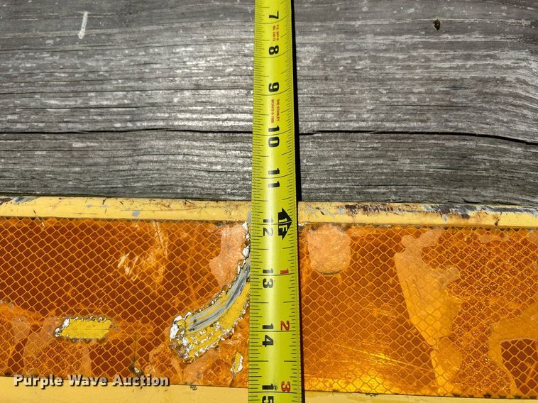 image for item NE9658 2002 Sterling L7500  dump truck