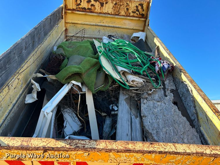 image for item NE9658 2002 Sterling L7500  dump truck