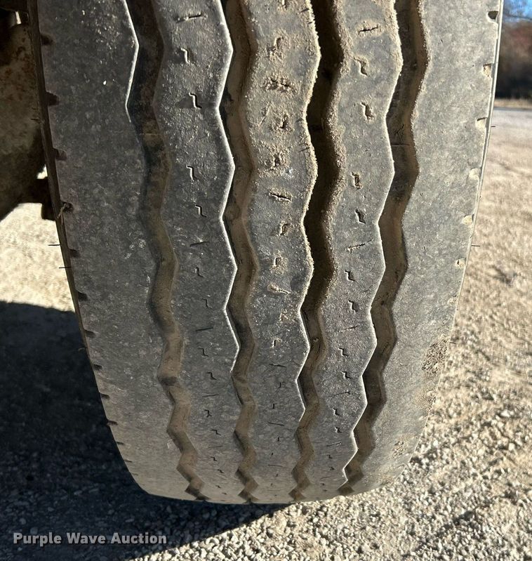 image for item NE9658 2002 Sterling L7500  dump truck