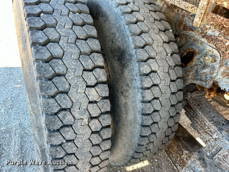 image for item NE9658 2002 Sterling L7500  dump truck