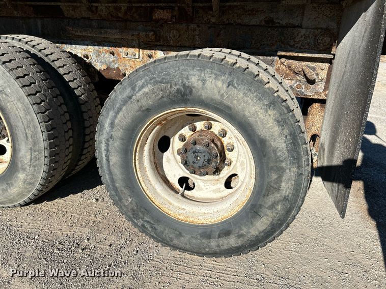 image for item NE9658 2002 Sterling L7500  dump truck