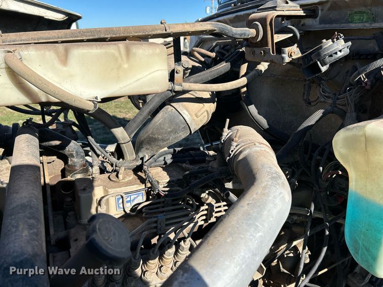 image for item NE9659 1995 Ford L8000  dump truck