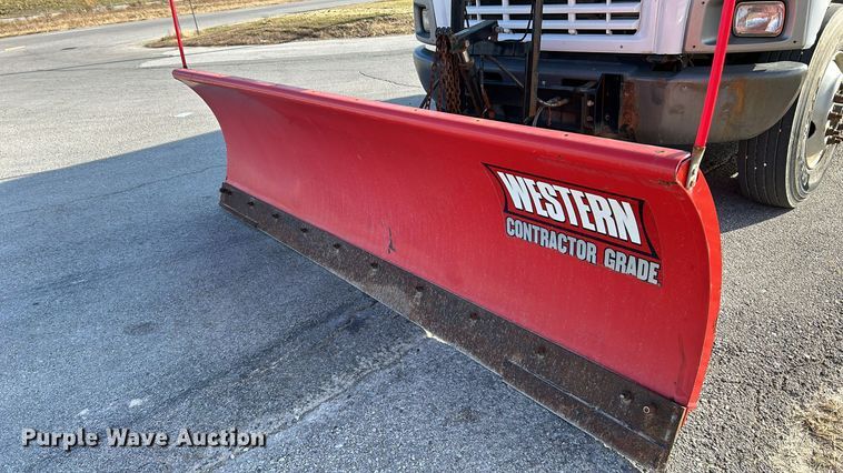 image for item NE9666 2009 GMC C7500 dump truck