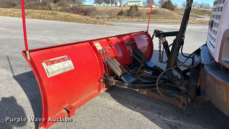 image for item NE9666 2009 GMC C7500 dump truck